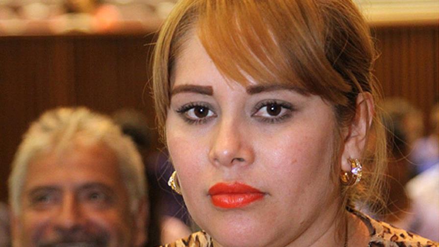 Detienen en frontera de EEUU a la exdiputada mexicana Sánchez ligada al Chapo