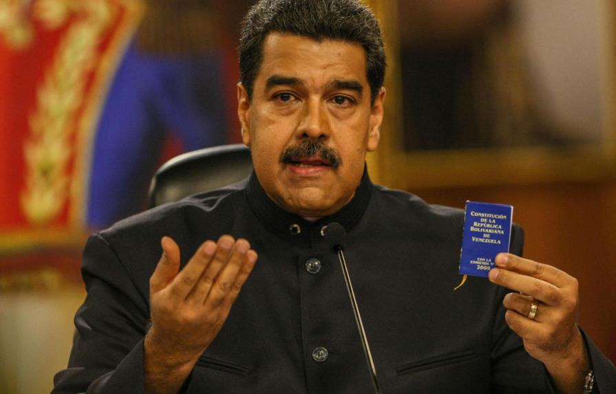 Maduro llamó a “adecuar” fuerzas del orden tras muertes en protestas
