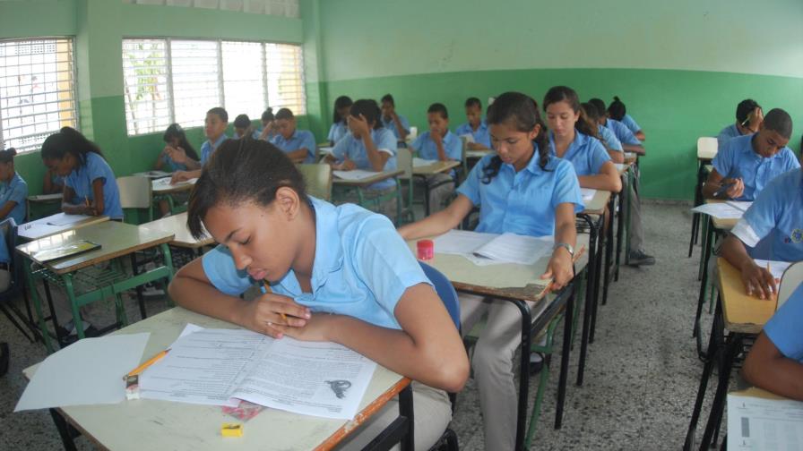 Ministerio de Educación convocó a pruebas nacionales para este lunes