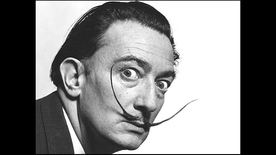 Ordenan exhumar cadáver de pintor español Dalí tras una demanda de paternidad