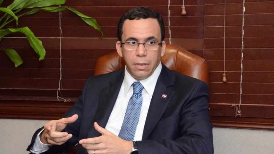 Navarro dice es “marginal” inversión en investigación Navarro dice es “marginal” inversión en investigación