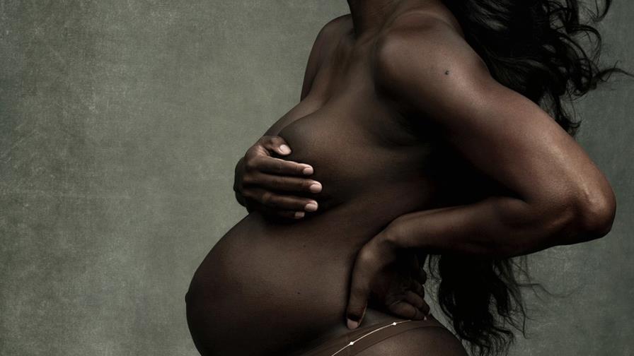Serena Williams posa embarazada y desnuda para Vanity Fair