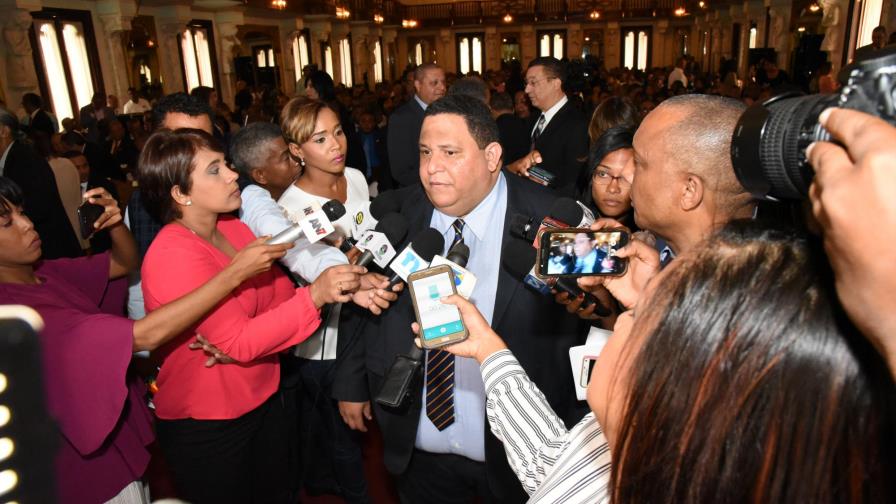 El Plan “Dominicana Limpia” se inicia con la intervención de 18 vertederos El Plan “Dominicana Limpia” se inicia con la intervención de 18 vertederos