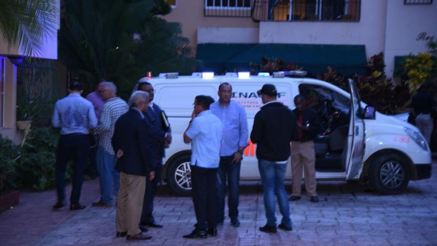 Esposos españoles hallados muertos presentan heridas de armas blancas Esposos españoles hallados muertos presentan heridas de armas blancas