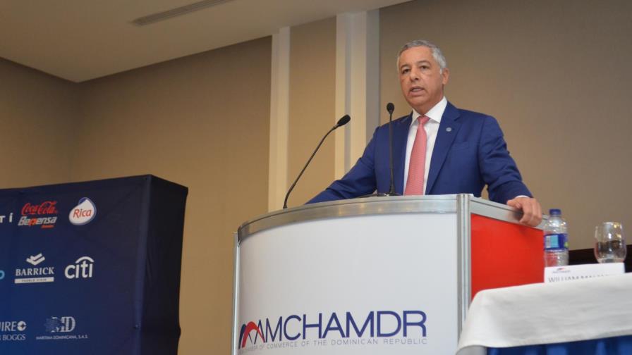 Ministro de Hacienda dijo que no se plantean nuevos impuestos Ministro de Hacienda dijo que no se plantean nuevos impuestos