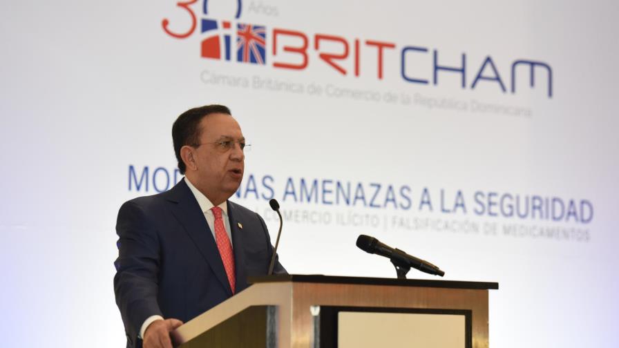 Valdez Albizu advierte “monedas” Bitcoin, Litecoin  o Ethereum no cuentan con respaldo del Banco Central