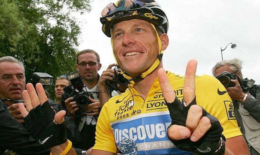 Lance Armstrong insulta a organizadores del Tour por no invitar a Ullrich