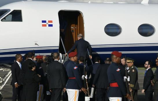 Presidente Medina sale del país hacia Costa Rica 