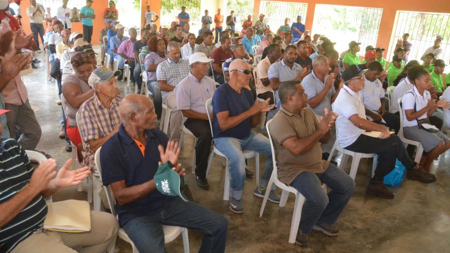 Gobierno dice cumple con arroceros de Miches