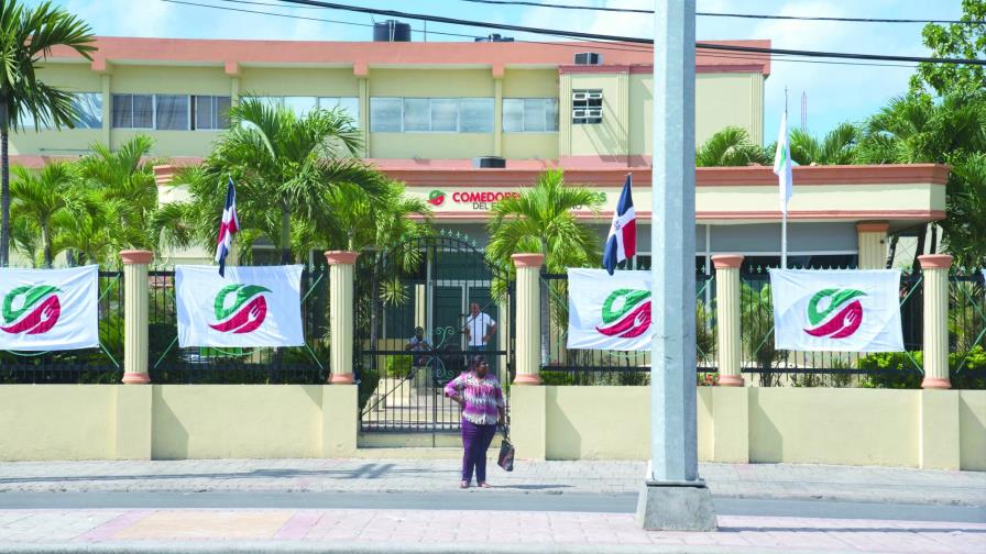 Gobierno invierte  RD$1,260 millones en ayuda alimentaria, a través de Comedores Económicos