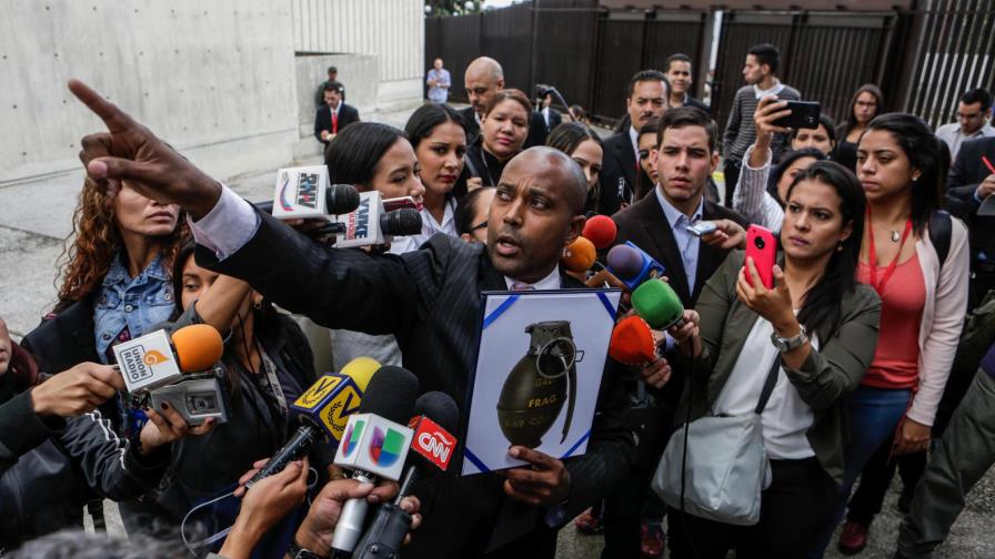 Misterio y escepticismo rodean caso de ataque de helicóptero en Venezuela Misterio y escepticismo rodean caso de ataque de helicóptero en Venezuela