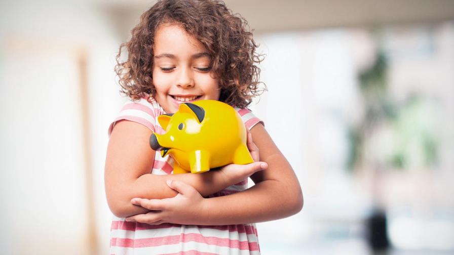 6 lecciones financieras que tus hijos deben aprender