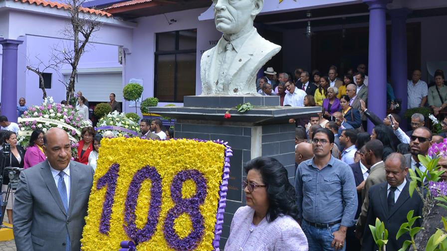 Reinaldo Pared llama miembros a defender PLD y la gestión gobierno