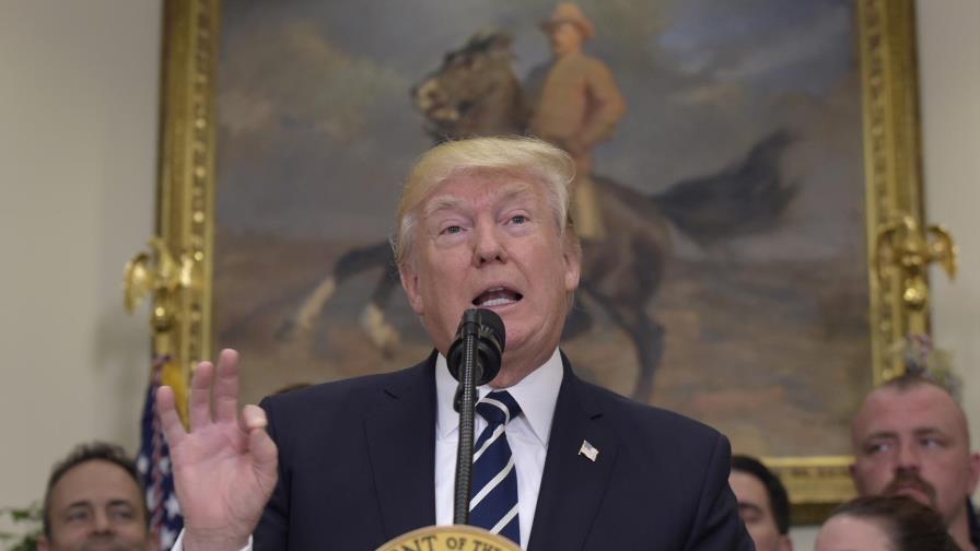 Tuits de Trump se pasan de la raya: otro sería despedido 