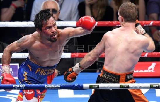 Manny Pacquiao pierde el título de peso welter de la OMB por decisión Manny Pacquiao pierde el título de peso welter de la OMB por decisión