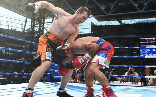 Manny Pacquiao pierde el título de peso welter de la OMB por decisión Manny Pacquiao pierde el título de peso welter de la OMB por decisión