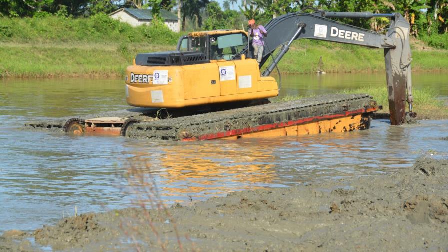Gobierno inicia limpieza y mantenimiento del bajo Yuna