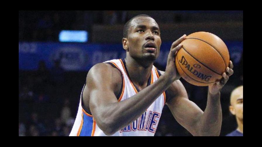 Serge Ibaka se queda con los Raptors de Toronto por tres años más