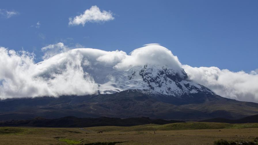 Ecuador va al rescate humedales heridos por el hombre al pie de un volcán