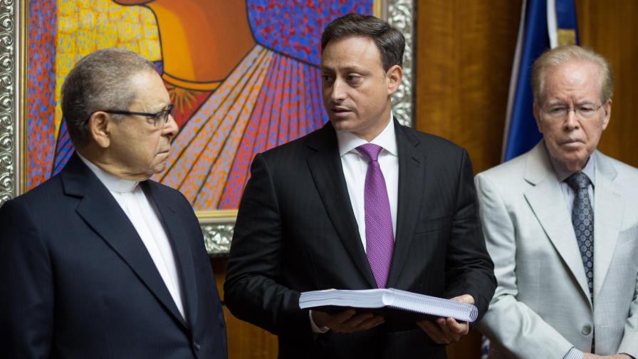 Gobierno proyecta adquirir terrenos de Punta Catalina Gobierno proyecta adquirir terrenos de Punta Catalina