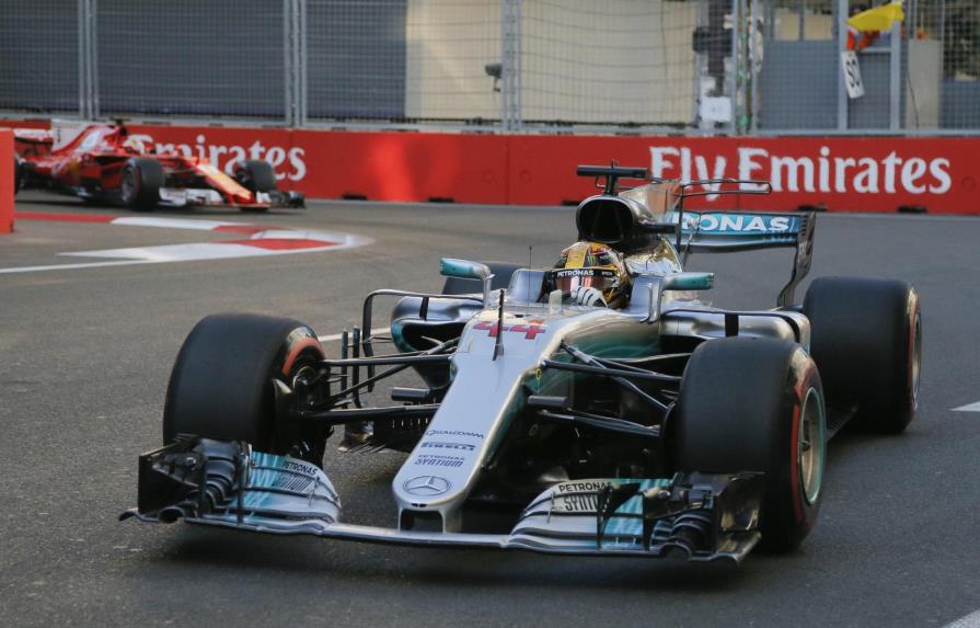 Vettel queda libre de posible sanción tras impactar a Hamilton