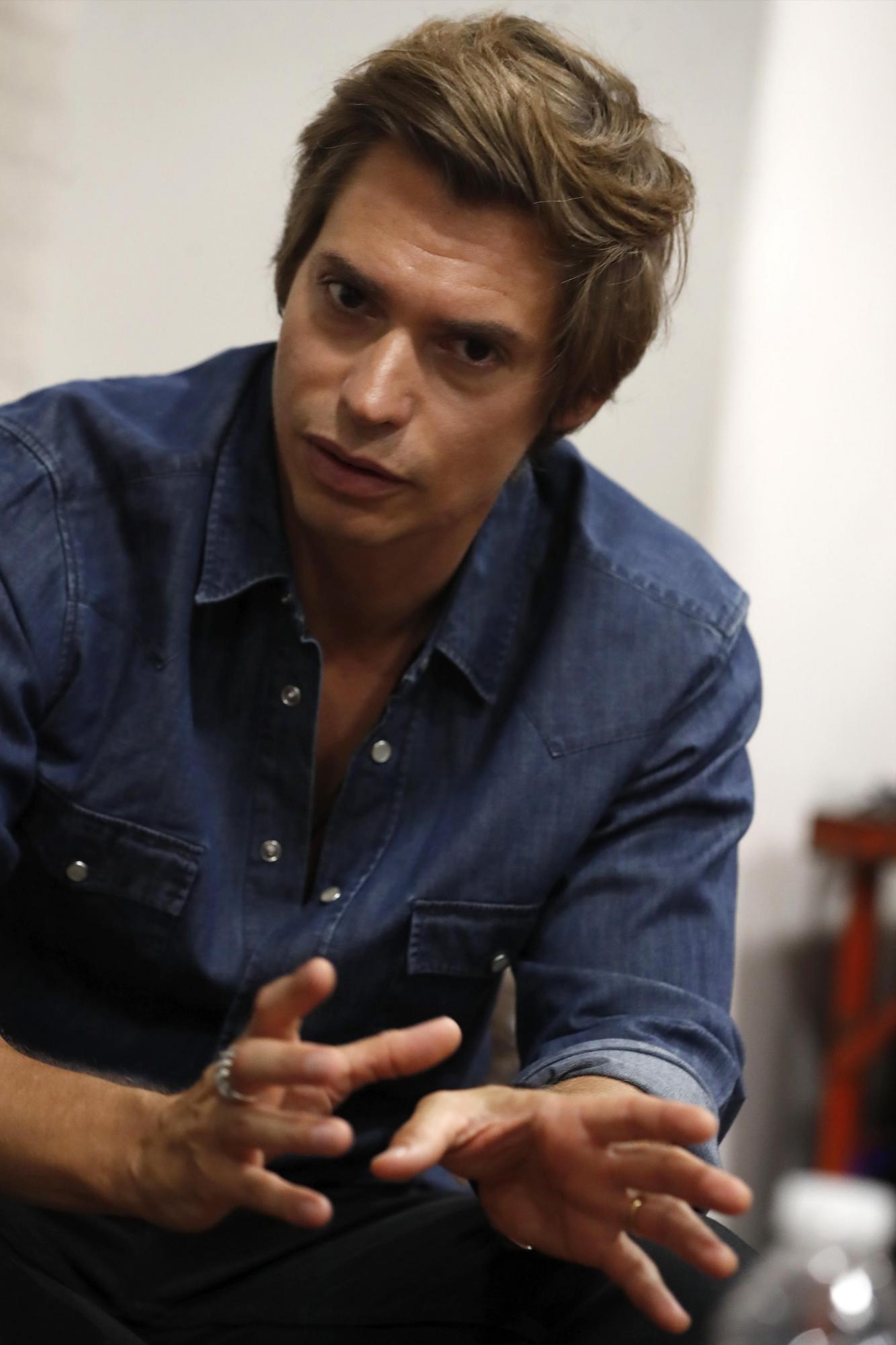  Carlos Baute, que presume de ser el artista número 1 en España en streaming según los datos de Spotify, se centrará en los próximos meses en promocionar este Vamo' a la calle.