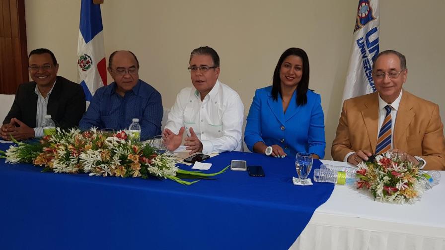 ADOMPRETUR convoca edición 2017 del  Premio  Epifanio Lantigua