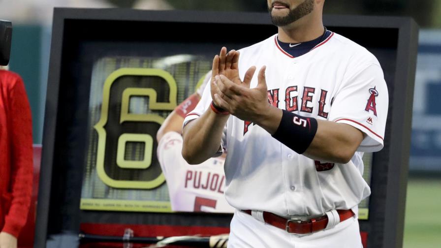 Pujols tras marca “Doble Play” Pujols tras marca “Doble Play”