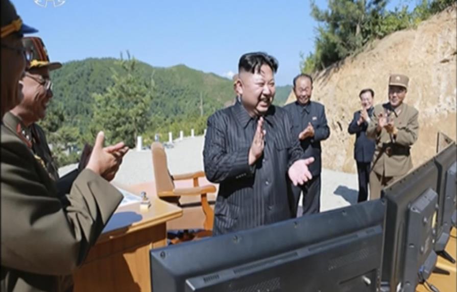 Kim Jong-Un: el misil fue un “regalo” para EE.UU. por el Día de la Independencia