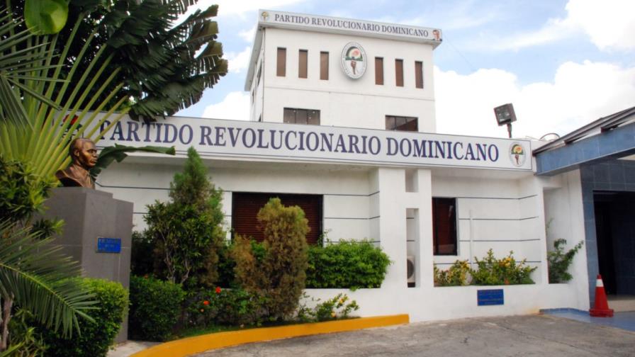 El PRD celebra hoy 56 años de llegada al país