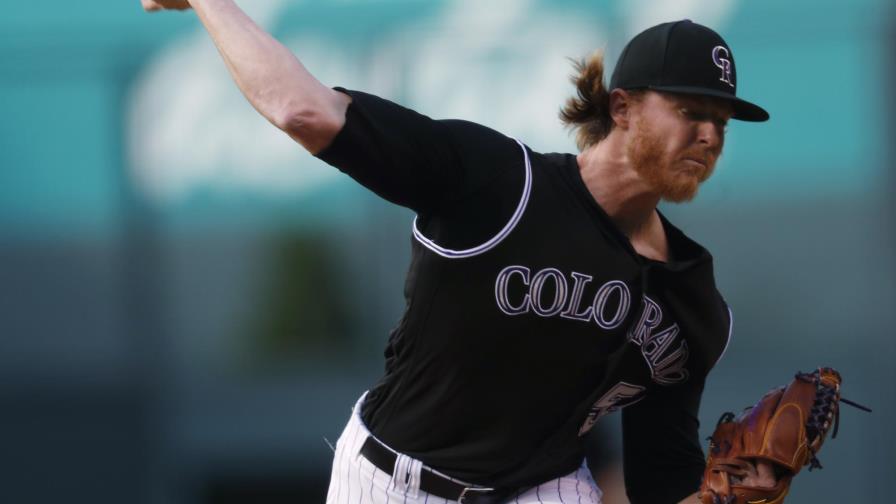 Jon Gray establece récord para los Rockies con jonrón de 467 pies