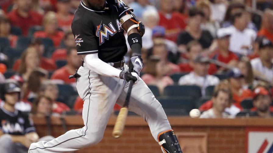 Jonrón 23 de Marcell Ozuna en triunfo de los Marlins ante Cardenales