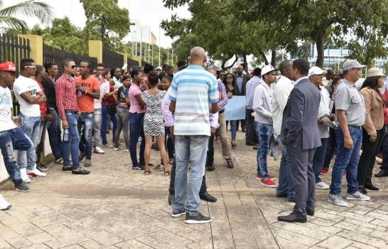 Fotos: Demostraciones de apoyo a Andrés Bautista y Temístocles Montás previo a la apelación de medida de coerción