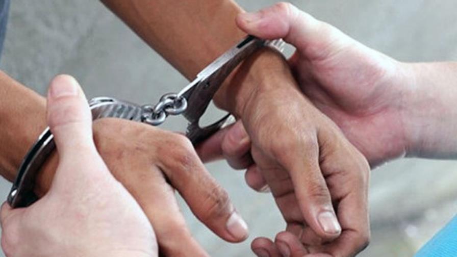 Apresan acusado de hacer varios robos en Bávaro  