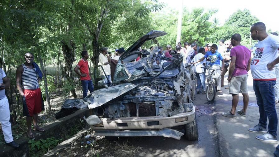 Cuatro muertos y cinco heridos en un choque en Fantino