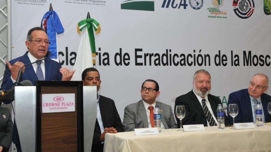 Mosca del Mediterráneo provocó pérdidas por US$40 millones al país Mosca del Mediterráneo provocó pérdidas por US$40 millones al país