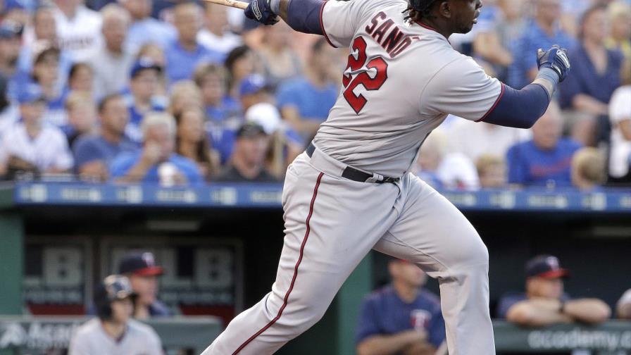 Miguel Sanó y Jorge Polanco ayudan a triunfo de los Mellizos