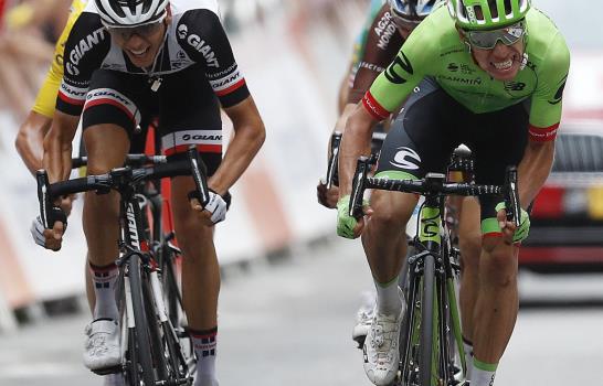 Final de foto en el Tour de Francia: Victoria para Rigoberto Urán