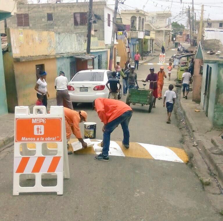 Obras Públicas ejecuta jornada de asistencia social en Los Girasoles, Herrera y Los Ríos 