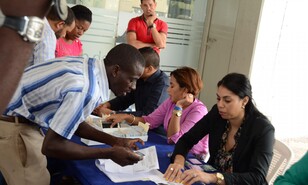 El TC ordena concluir en 10 d&iacute;as la naturalizaci&oacute;n de haitianos del Plan de Regularizaci&oacute;n