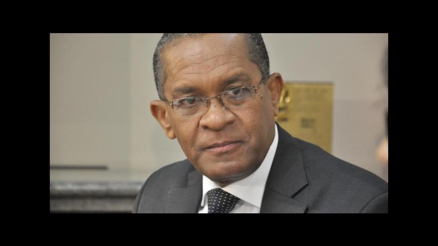 Sentencian a ocho y cinco años a tres de los acusados por muerte de Aquino Febrillet Sentencian a ocho y cinco años a tres de los acusados por muerte de Aquino Febrillet