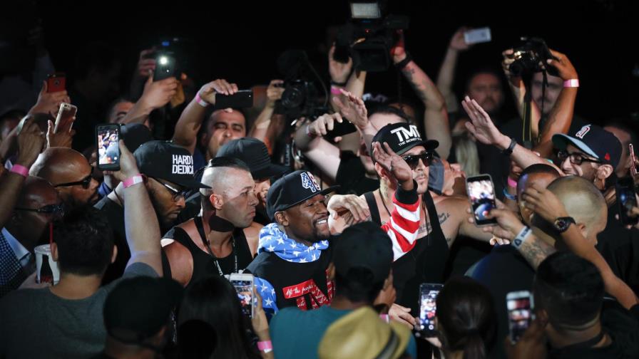 Mayweather tiene una pelea con los impuestos: debe 22 millones de dólares según el IRS