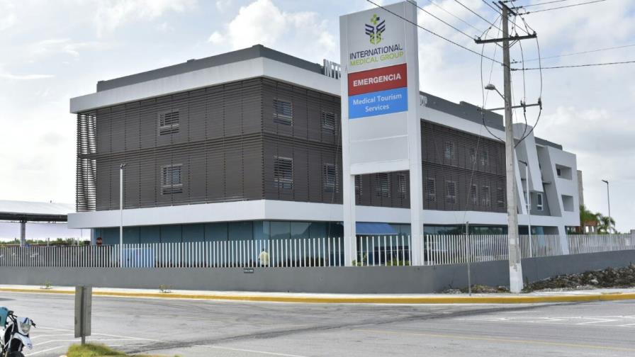 Presidente inaugura moderno centro médico en Punta Cana