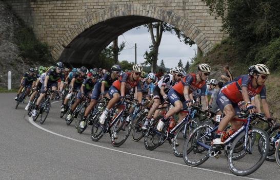 El costarricense Amador toma la salida pese a haber anunciado que abandonaba 