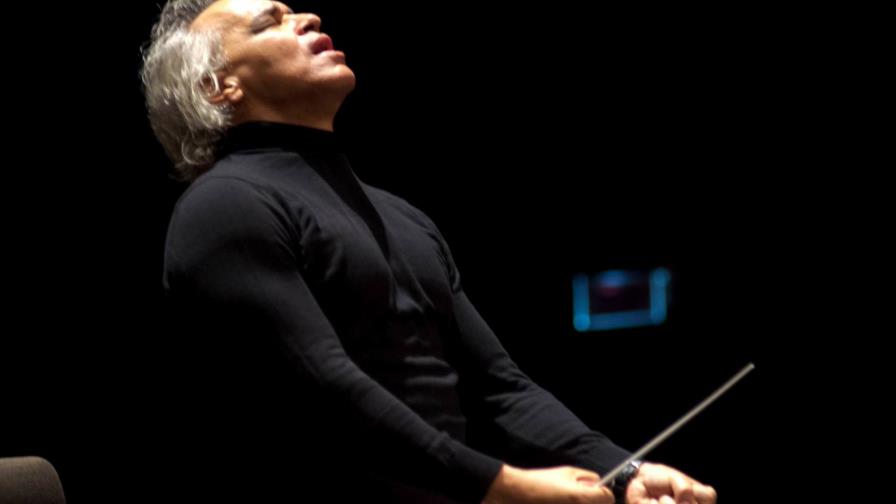 Molina anuncia temporada de Orquesta Sinfónica Nacional