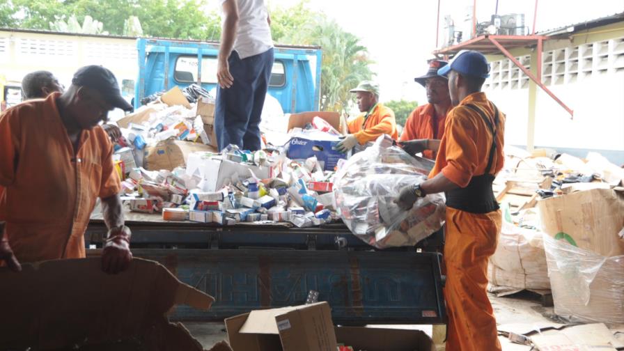 Salud Pública incinera medicamentos falsificados