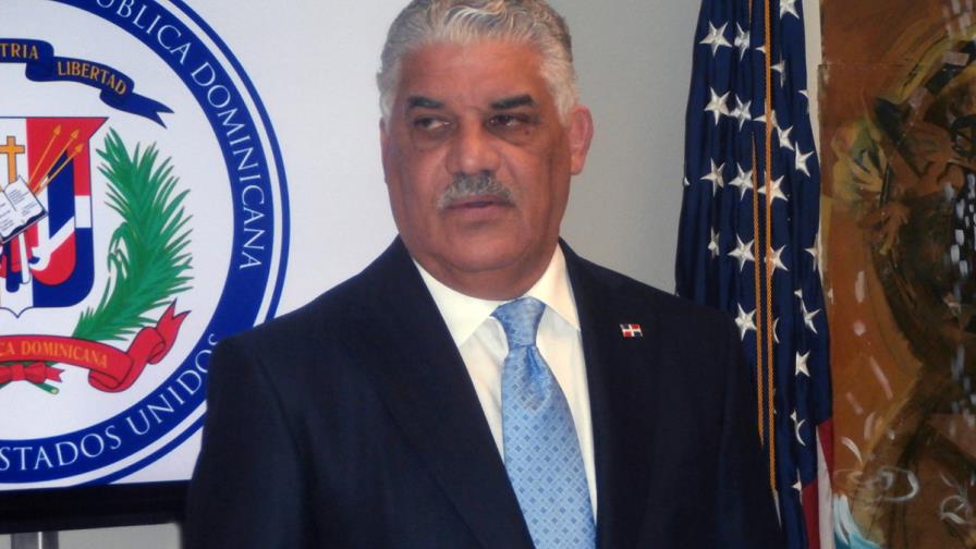 Canciller niega que haya invasión de haitianos en el país y asegura campaña no tiene base Canciller niega que haya invasión de haitianos en el país y asegura campaña no tiene base