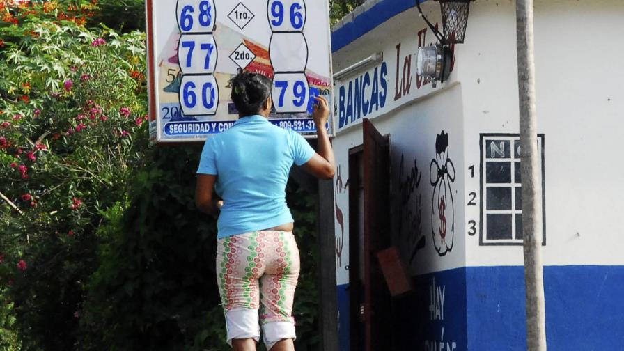 Bancas ilegales evaden más de RD$5 mil millones  