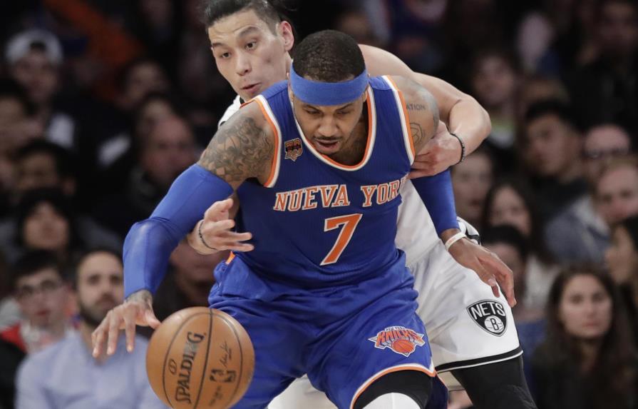 Knicks y Rockets negocian canje de Carmelo Anthony 