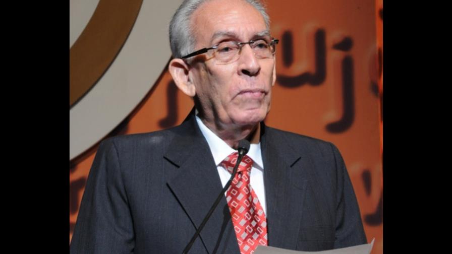 Cultura lamenta el fallecimiento del escritor y crítico de cine Armando Almánzar